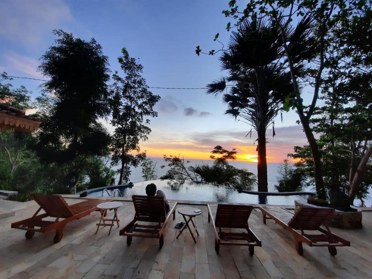Edge Resort, Yogyakarta Parangtritis Exterior photo