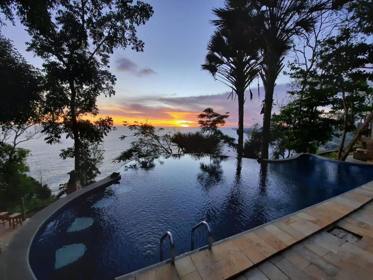 Edge Resort, Yogyakarta Parangtritis Exterior photo